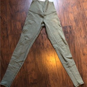 Lululemon light green heathered yoga tights, size 6